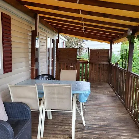 Mobil Azur 74 Camping Fréjus