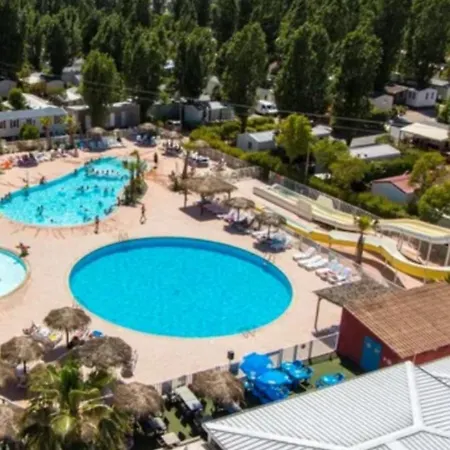 Camping Mobil Azur 74 Fréjus